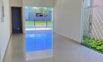 Imagem 3: Vendo Casa Nova no Cond. Jardins do Lago com 3 suítes, Piscina, Churrasqueira