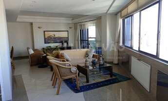 Imagem: Apartamento com 212m², andar alto e uma