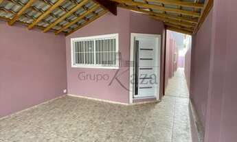 Imagem: Venda de Casa na VIla Tatetuba com 3 Dormitórios