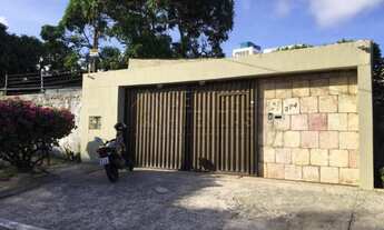 Imagem: Casa Padrão em Piedade com 243m² com 4