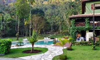 Imagem 3: Linda propriedade com piscina em área de 65mil m2