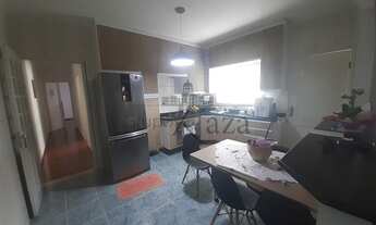 Imagem 4: Casa / Sobrado - 04 Dormitórios com Suíte - Jardim Sul - Venda