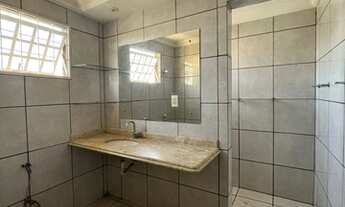 Imagem 3: Sobrado para aluguel possui 370 metros quadrados com 3 quartos em Santa Rosa - Cuiabá - MT