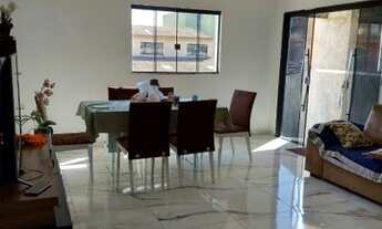 Imagem 3: Recanto QD 402, próximo a UPA, sobrado sendo 2 residencias