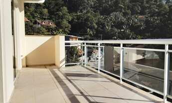 Imagem 6: Cobertura duplex com 3 quartos e muita varanda no Vale dos Pinheiros, Nova Friburgo - RJ