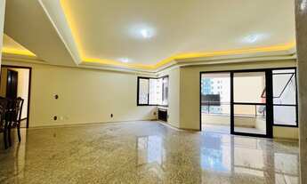 Imagem 2: Amplo apartamento com 4 dormitórios e 3 vagas de garagem