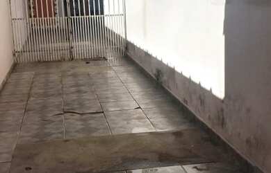 Imagem 3: Casa para venda possui 206 metros quadrados com 3 quartos em Centro - Presidente Epitácio