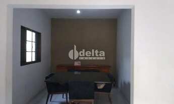 Imagem 2: Casa á venda, 3 quartos , 1suítes, 3 vagas. Granada - Uberlândia/Mg