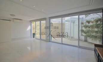 Imagem 4: Casa em rua fechada - Jardim Luzitânia - 4 Dormitórios - 270m