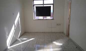 Imagem: Pirares - kitnet Av. Dom Helder Câmara