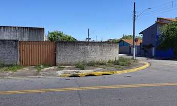 Imagem: Terreno em rua pública