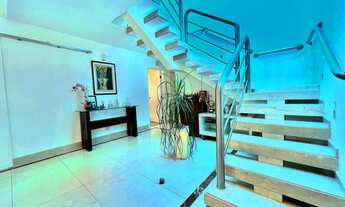 Imagem 3: Sobrado para venda com 380 metros quadrados e 4 quartos no Condomínio Esplanada do Sol