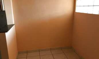 Imagem 7: Centro - 03 quartos com armários