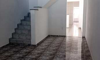 Imagem 4: Sobrado para aluguel possui 150 metros quadrados com 3 quartos