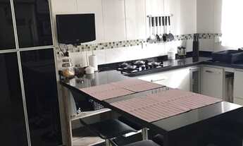 Imagem 5: Sobrado para venda com 205 metros quadrados com 3 quartos em Demarchi - São Bernardo do Ca