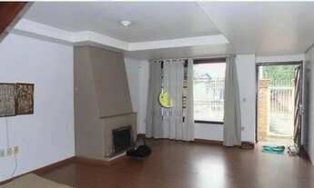 Imagem 6: EXCELENTE CASA Casa com 3 dormitórios