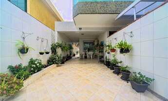 Imagem: Casa térrea com 3 suítes e 2 vagas à