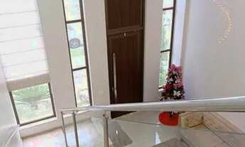 Imagem 2: Vendo Lindo Sobrado de 4 suítes no Condomínio Belvedere 1