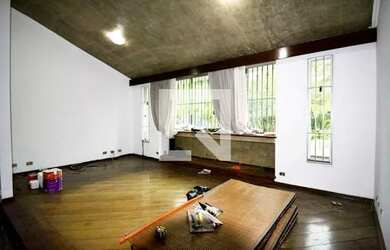 Imagem 2: Casa para Aluguel - Bosque da Saúde, 2 Quartos, 490 m2