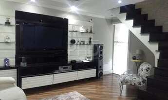 Imagem: Sobrado à venda, 2 quartos, 1 suíte, 2