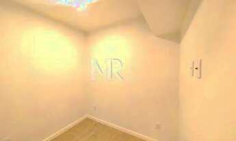 Imagem 6: ESPETACULAR ARPOADOR COLADO NO MAR