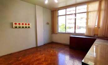 Imagem 7: Apartamento com 4 quartos, copa cozinha, dependência completa e vaga de garagem a venda na