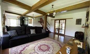 Imagem 6: MARAVILHOSA Casa no Condomínio Estância de Guararema sobrado para venda com 400 m² com 6 q