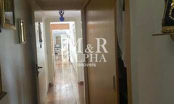 Imagem 6: Casa de condomínio para venda possui 780 metros quadrados com 8 quartos