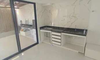 Imagem 5: Alugo apartamento térreo Garden em Buraquinho 2/4 sendo ambas suítes