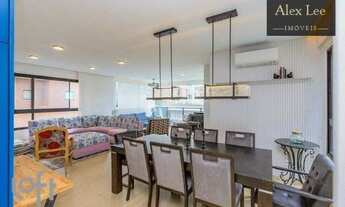 Imagem: Moema, com 2 suites e 2 vagas