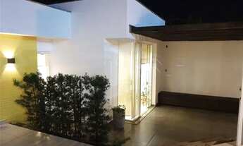 Imagem: Casa à venda com 02 quartos sendo 01 suite