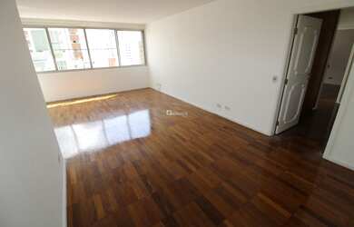 Imagem 3: Lindo apartamento com 3 dormitórios, sendo 1 suíte e 3 vagas de garagem, ótima localização