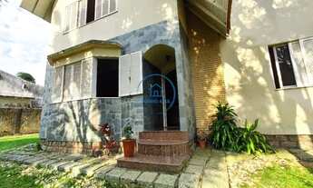 Imagem 3: Casa com 06 dormitórios, sendo 03 suíte na Ponta de Baixo, São José