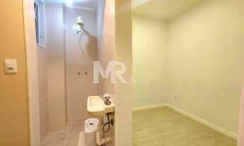 Imagem 3: ESPETACULAR ARPOADOR COLADO NO MAR