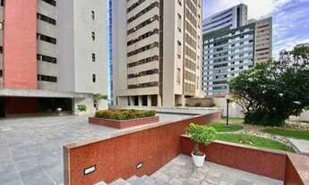 Imagem 6: Apartamento para aluguel tem 240 metros quadrados com 4 quartos