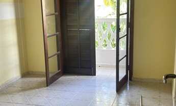 Imagem 3: Sobrado para aluguel e venda com 120 metros quadrados com 3 quarto em Centro - Peruíbe - S