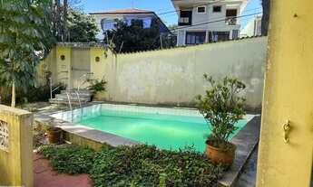 Imagem: Sobradão com 4 dormitórios, quintal com