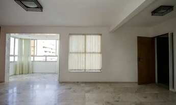 Imagem 3: Apartamento em Boa Viagem com vista mar