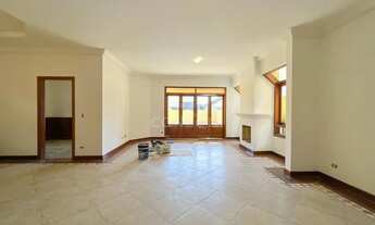 Imagem 4: Alphaville 09 - Casa com 4 dormitórios, sendo 2 suítes; Área de lazer com piscina; Churras