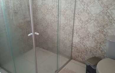 Imagem 6: Vende-se estas duas casas pelo preço de uma