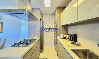 Imagem 5: Cobertura mobiliada com hidromassagem no Saint John Residence