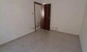 Imagem 5: Casa Térrea - Parque Industrial - 3 Dormitórios - 100m²