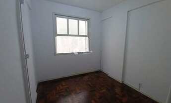 Imagem 6: 2 Dormitórios, Sala Ampla, Cozinha Funcional, 2 Banheiros