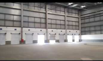 Imagem 3: ALUGO GALPÃO EM CONDOMÍNIO FECHADO COM 2800M2