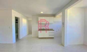 Imagem 3: Apartamento, 02 dormitórios para locação anual no bairro Municípios em BC!