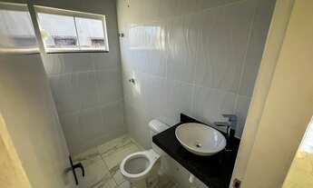 Imagem 6: Casa à Venda no Caminho do Sol com 2 Quartos, Sendo 1 Suíte - Modernidade e Conforto