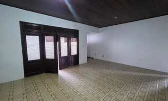 Imagem 4: Casa na Av. Sambaquis - Comercial