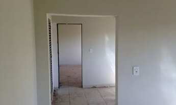 Imagem 7: Sobrado (parte superior) com 1 quarto, sala, banheiro, cozinha e área no bairro Dom Almir