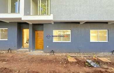 Imagem 2: Casa Condominio em Porto Alegre, no bairro Nonoai, com 2 dormitório(s), e 2 banheiros, à v