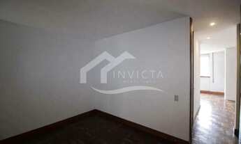 Imagem 6: Original dois quartos revertido para quarto e sala com vista para Lagoa e Cristo